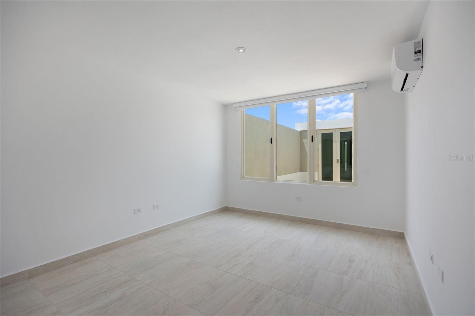 710 CAMINO DE LAS IRIS ST