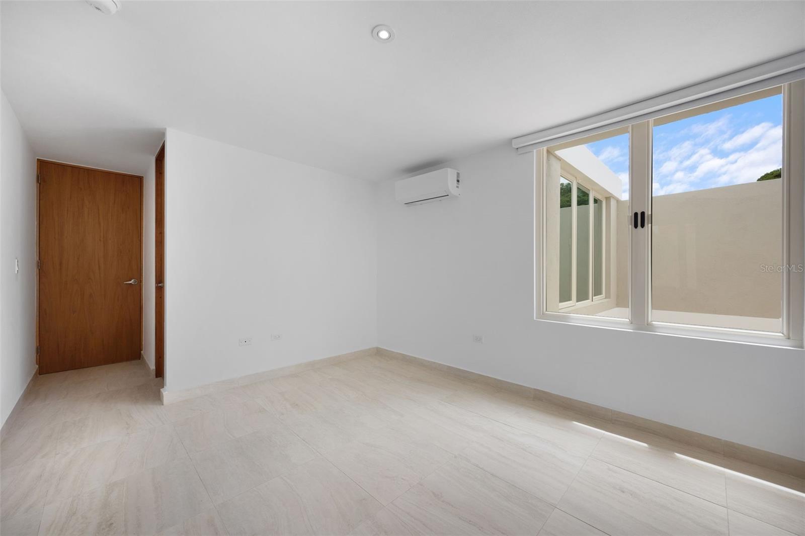 710 CAMINO DE LAS IRIS ST