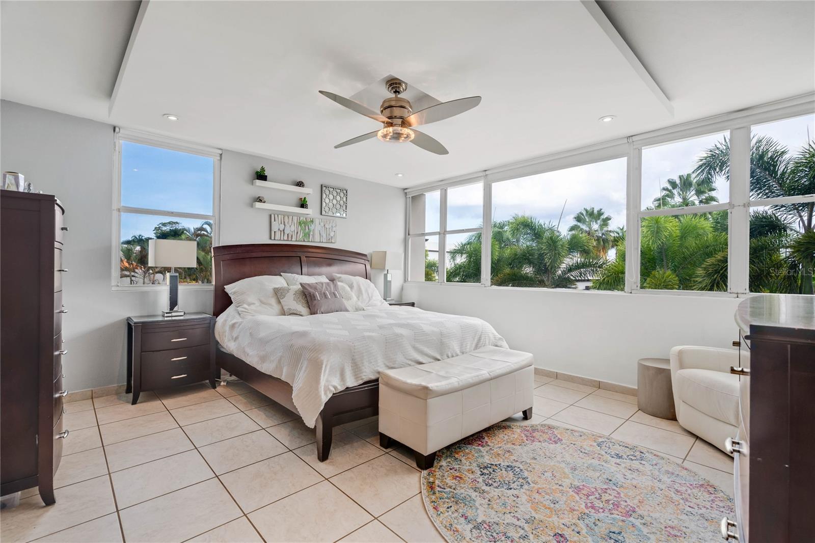 301 CALLE ORCA PASEO LAS OLAS