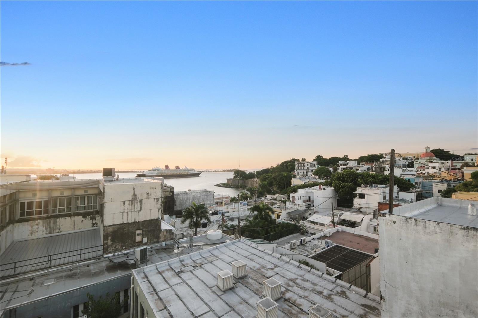 208 CALLE CRISTO #penthouse