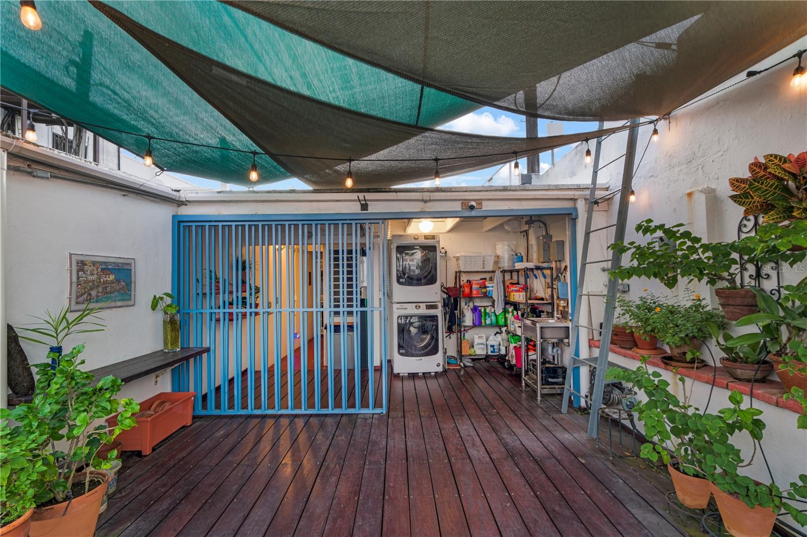 208 CALLE CRISTO #penthouse