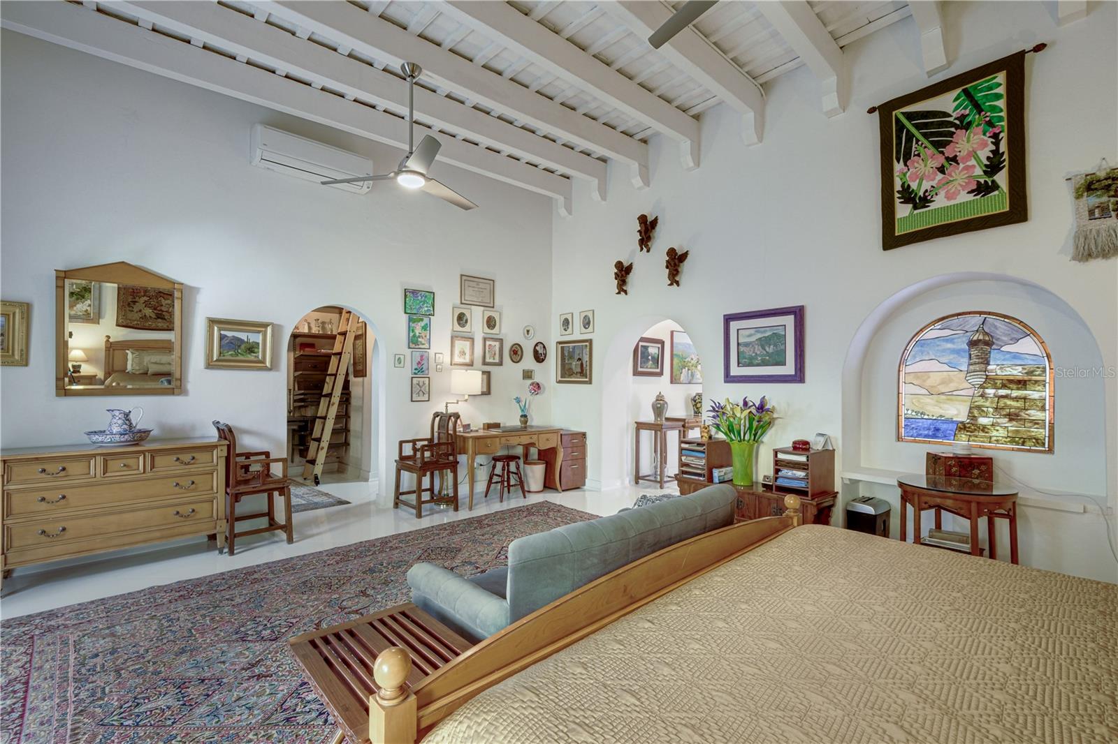 208 CALLE CRISTO #penthouse