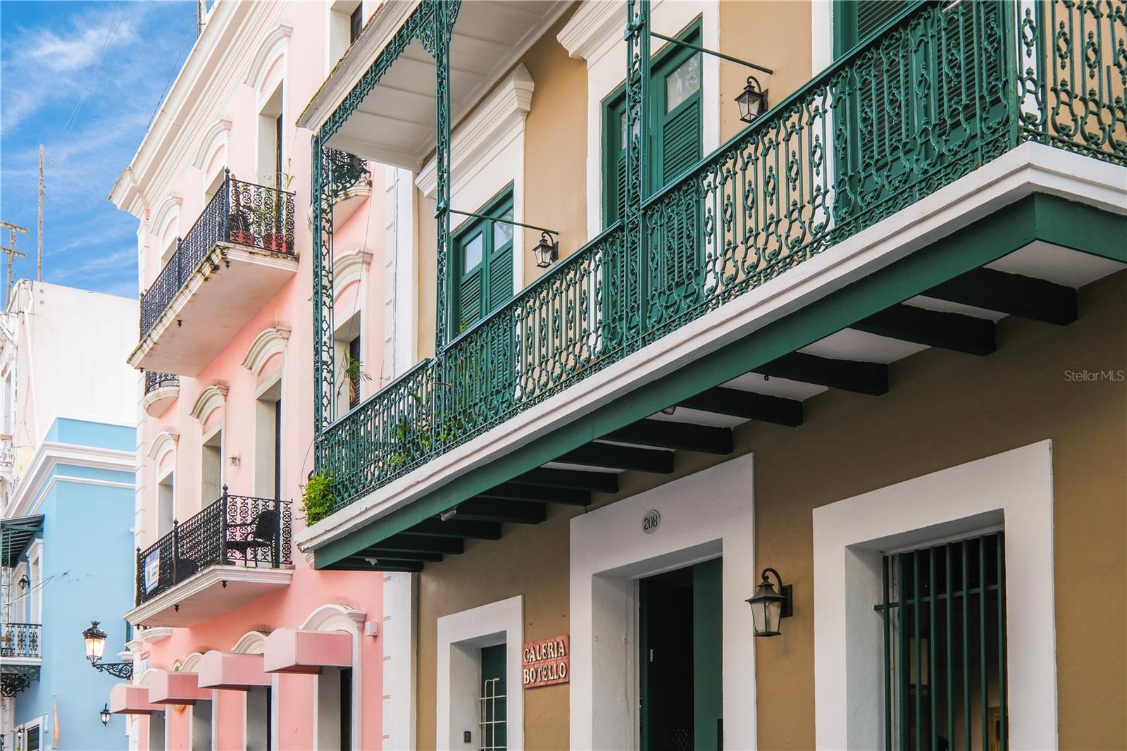 208 CALLE CRISTO #penthouse