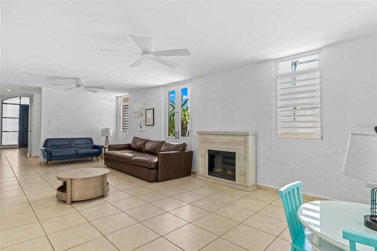 506 CALLE MAR CARIBE