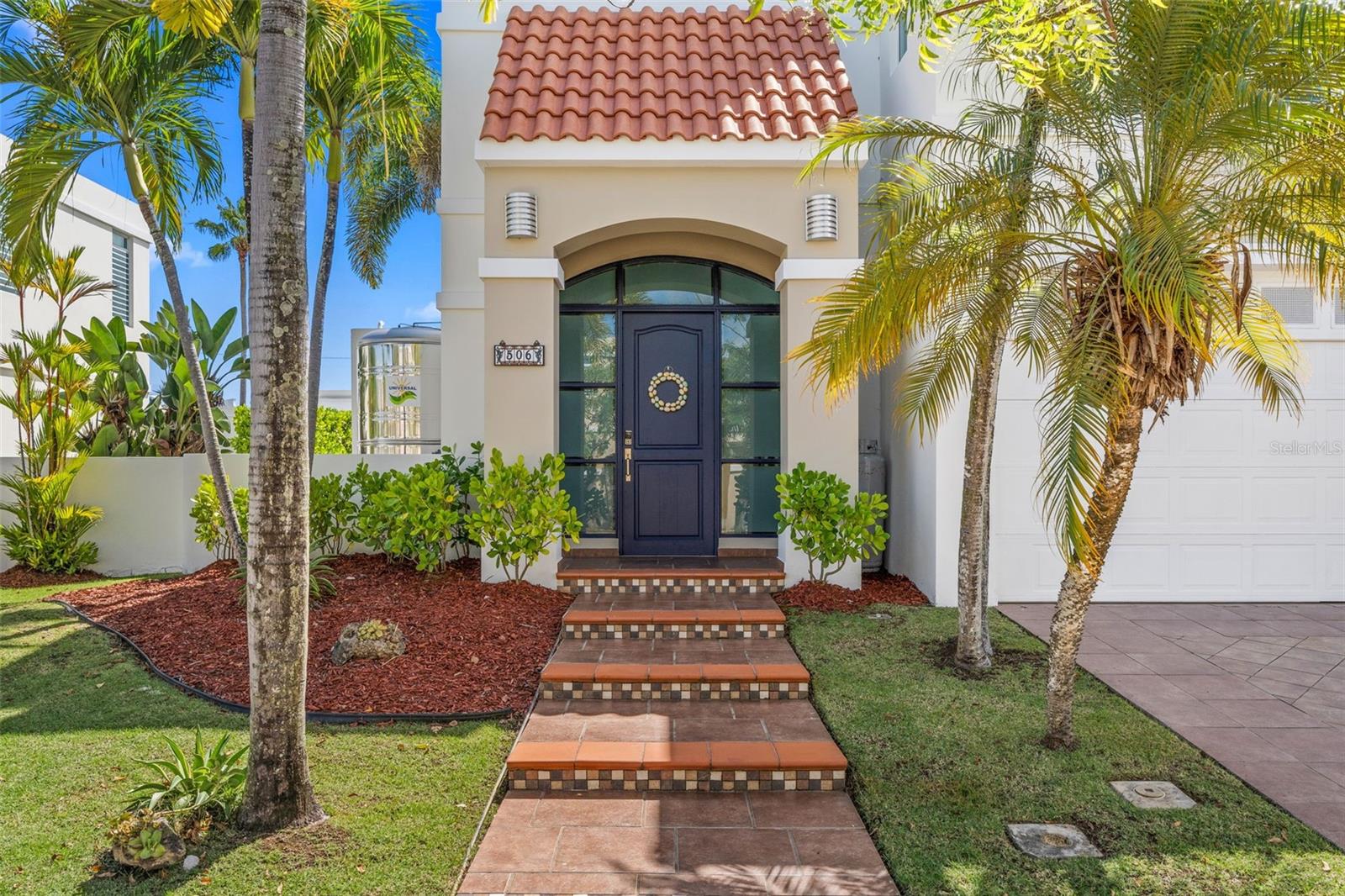 506 CALLE MAR CARIBE