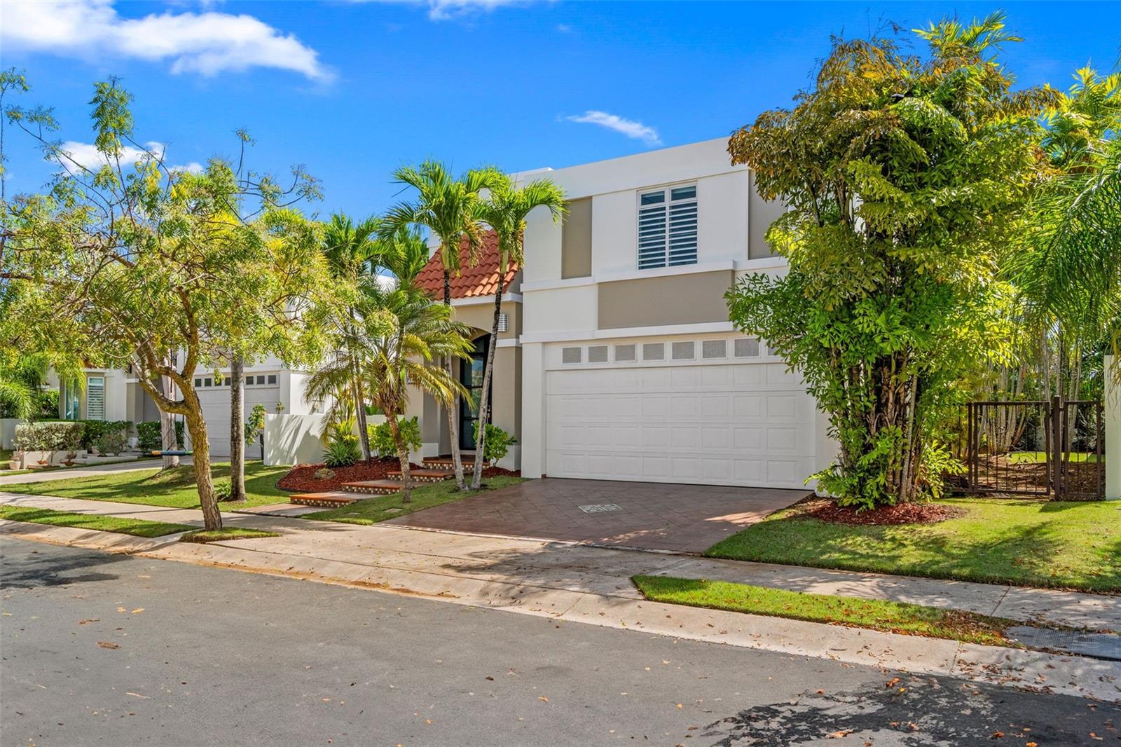 506 CALLE MAR CARIBE