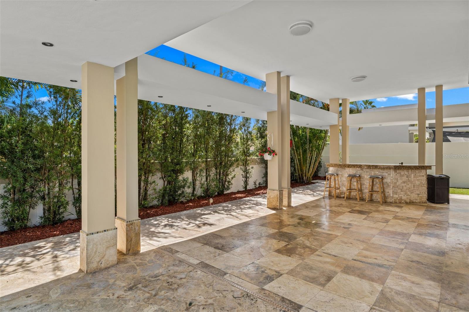 506 CALLE MAR CARIBE