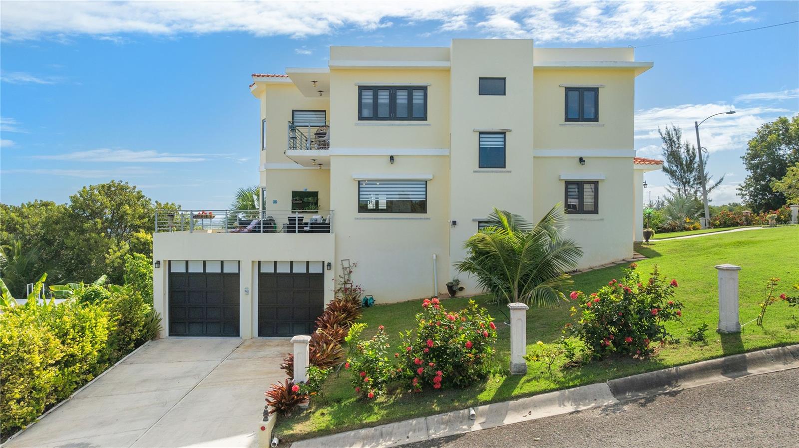 7881 CALLE VISTA REAL