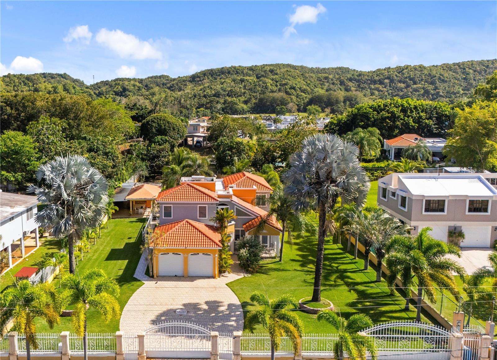 HACIENDA LAS PALMA TIERRAS NUEVAS