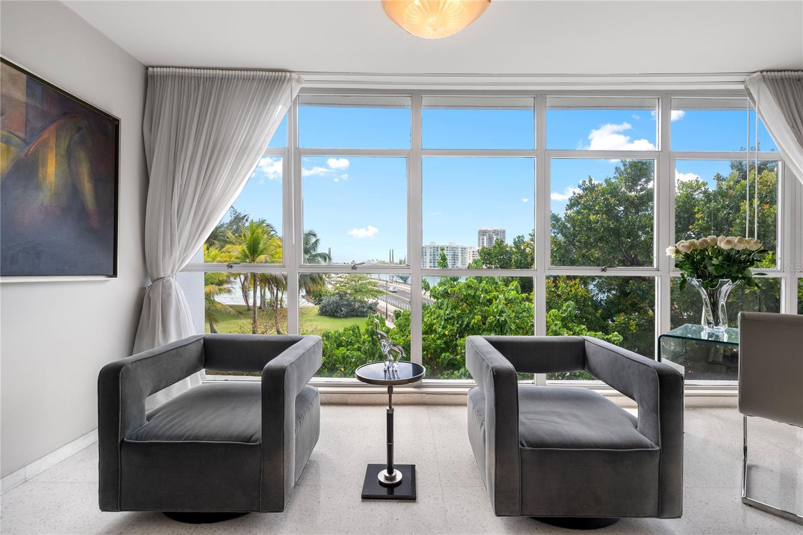 860 ASHFORD AVE. UNIT SAN GERONIMO #3A