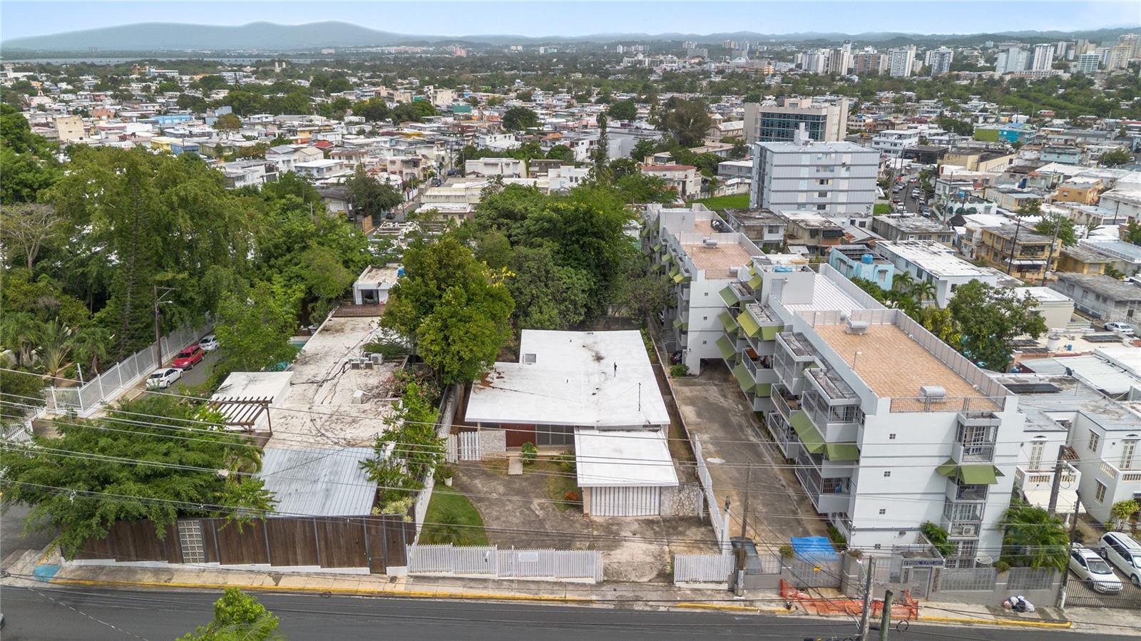 465 AVENIDA SAGRADO CORAZON