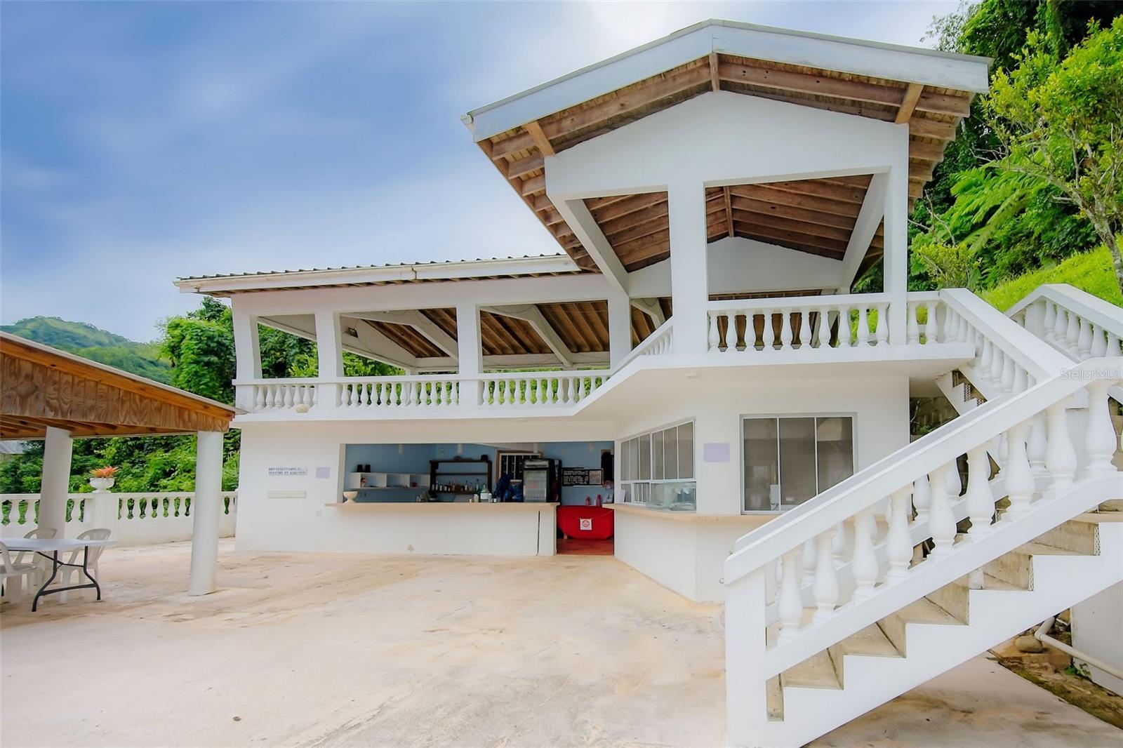 135 VILLA PEREZ