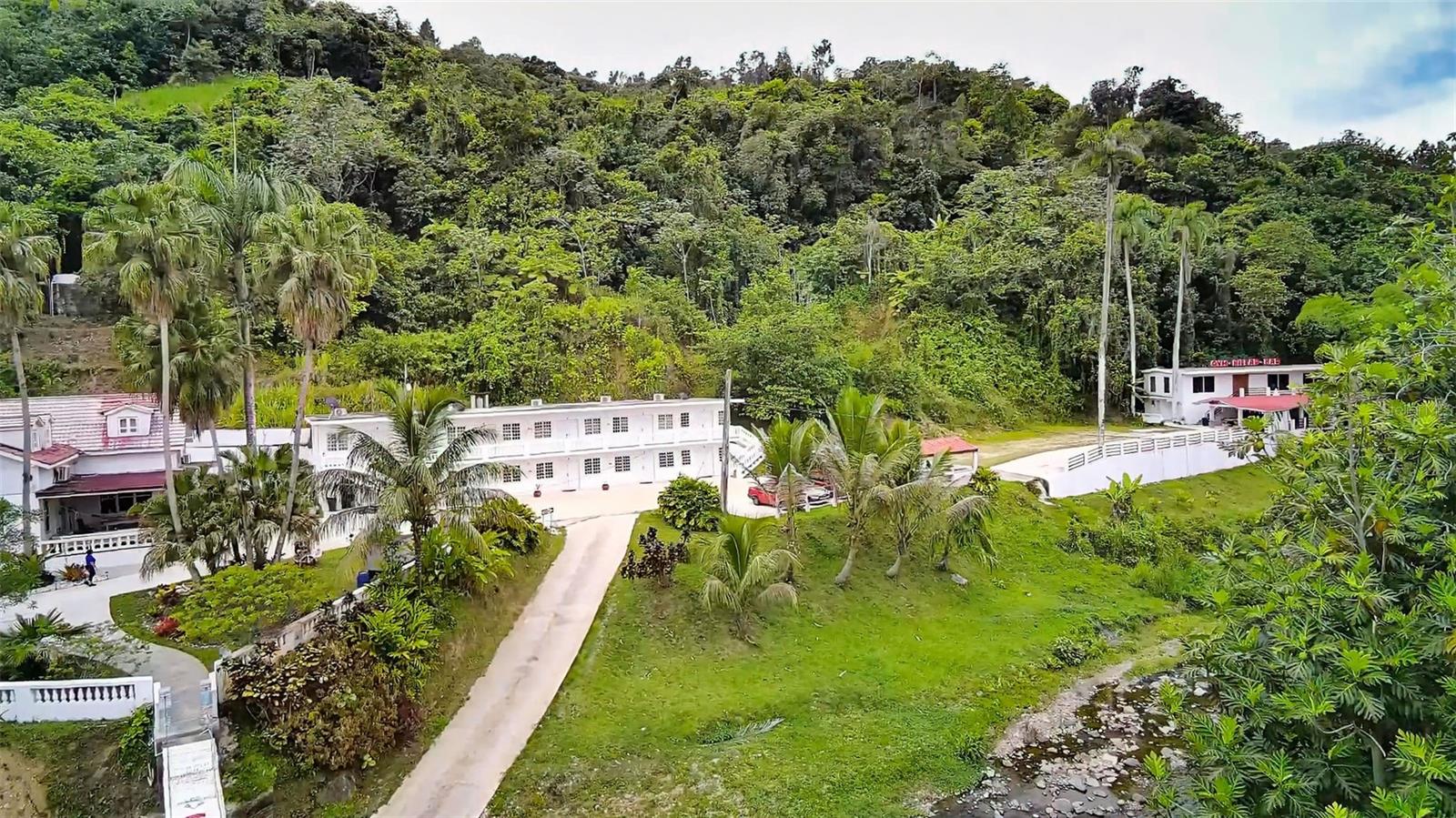 135 VILLA PEREZ