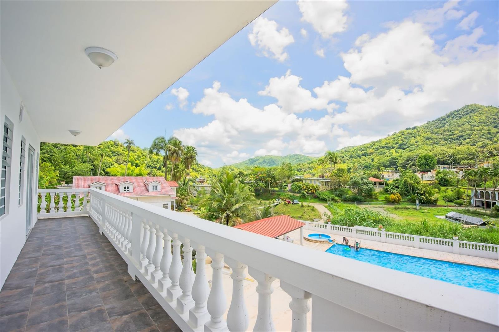 135 VILLA PEREZ