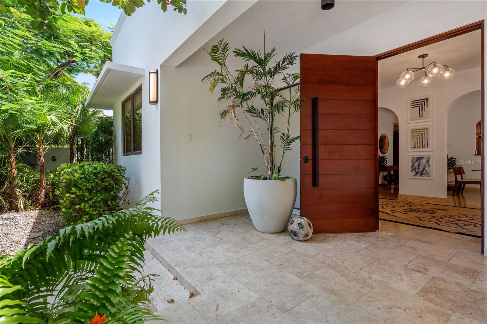 2160 CALLE GENERAL PATTON