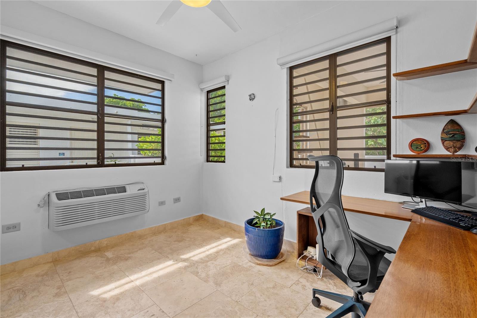 2160 CALLE GENERAL PATTON