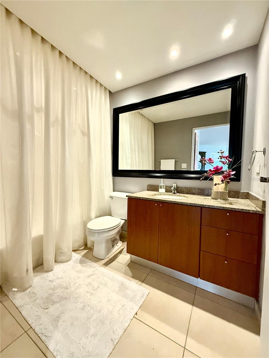 103 DE DIEGO AVENUE #01
