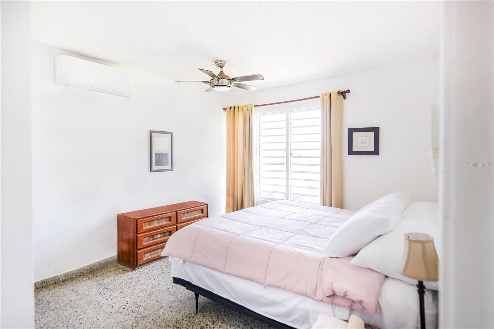 20 - Calle Sirena URB. DORADO DEL MAR #20 CALLE SIRENA #20
