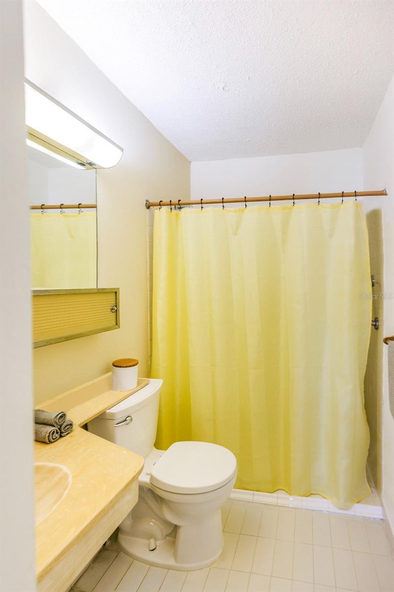 20 - Calle Sirena URB. DORADO DEL MAR #20 CALLE SIRENA #20