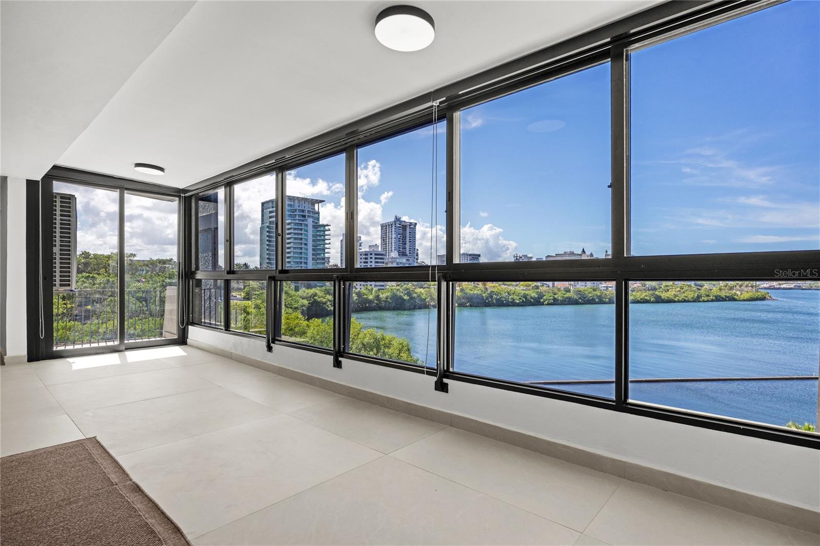 20 Delcasse St CONDOMINIO DEL MAR #501