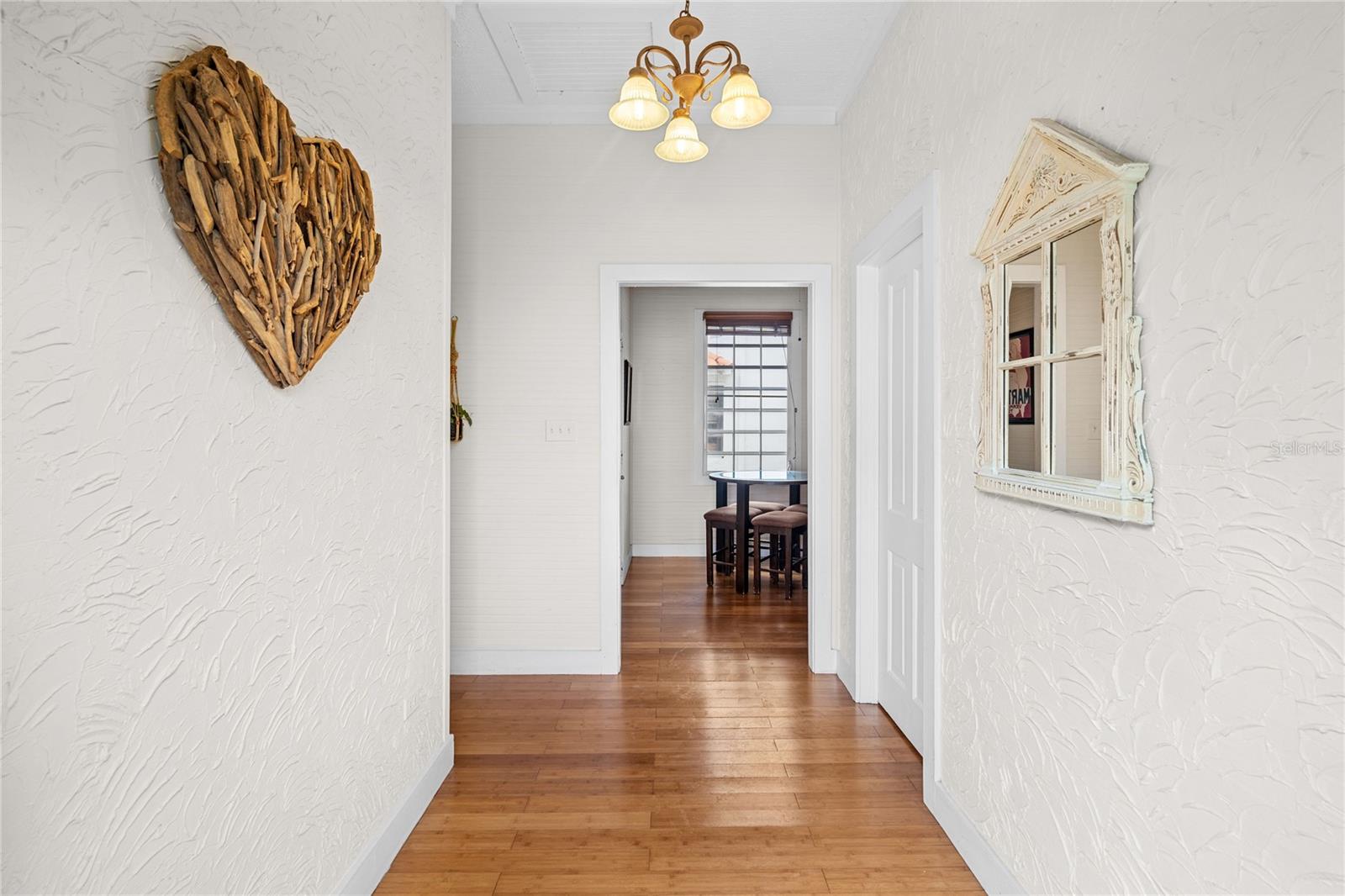 18 & 20 CALLE YARDLEY PLACE