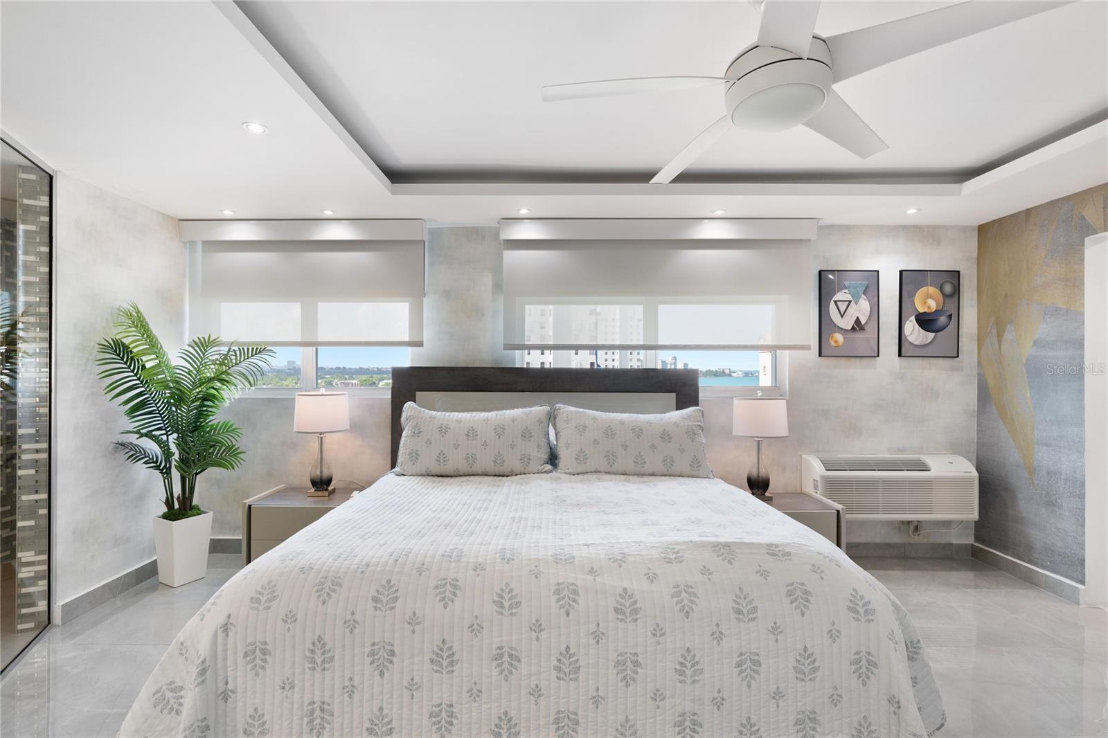 5575 AVENIDA ISLA VERDE #903