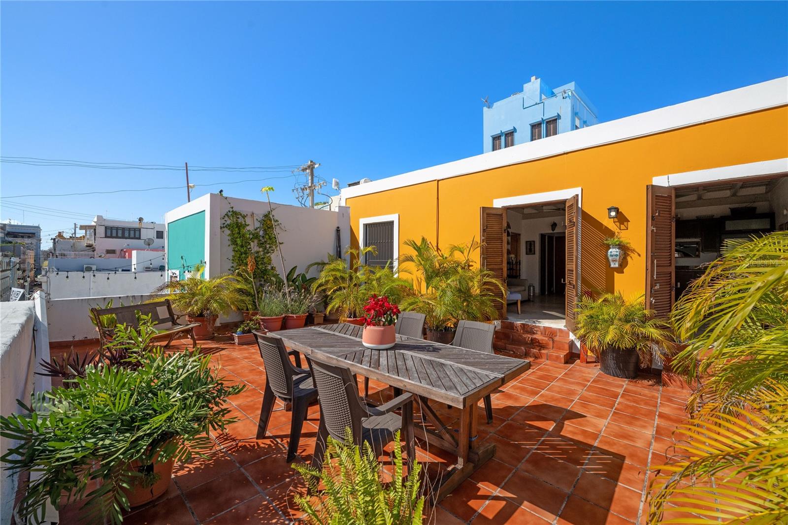 271 CALLE LUNA #3F
