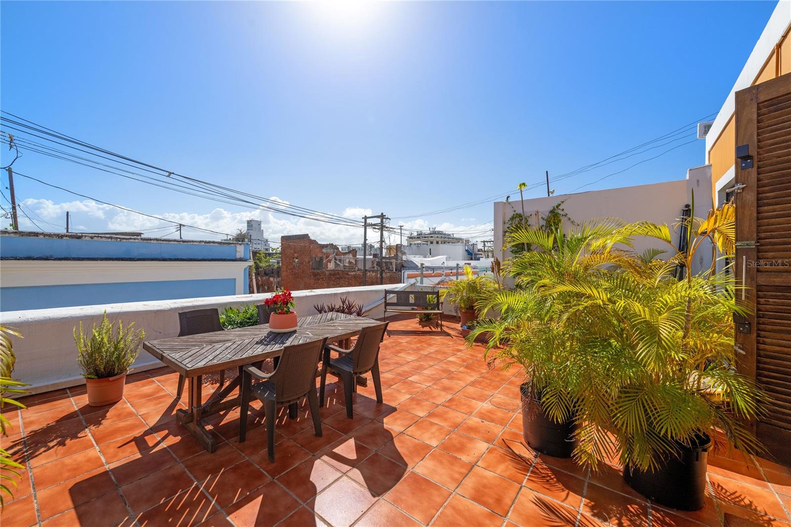 271 CALLE LUNA #3F