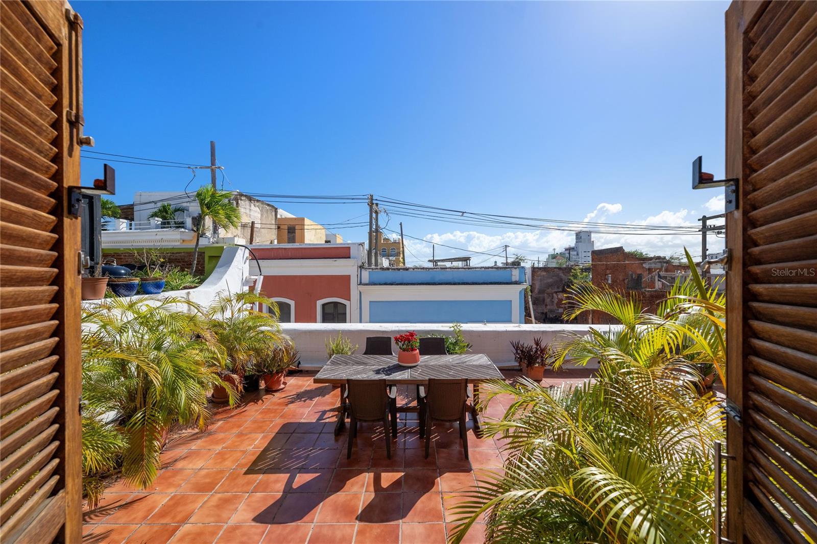 271 CALLE LUNA #3F