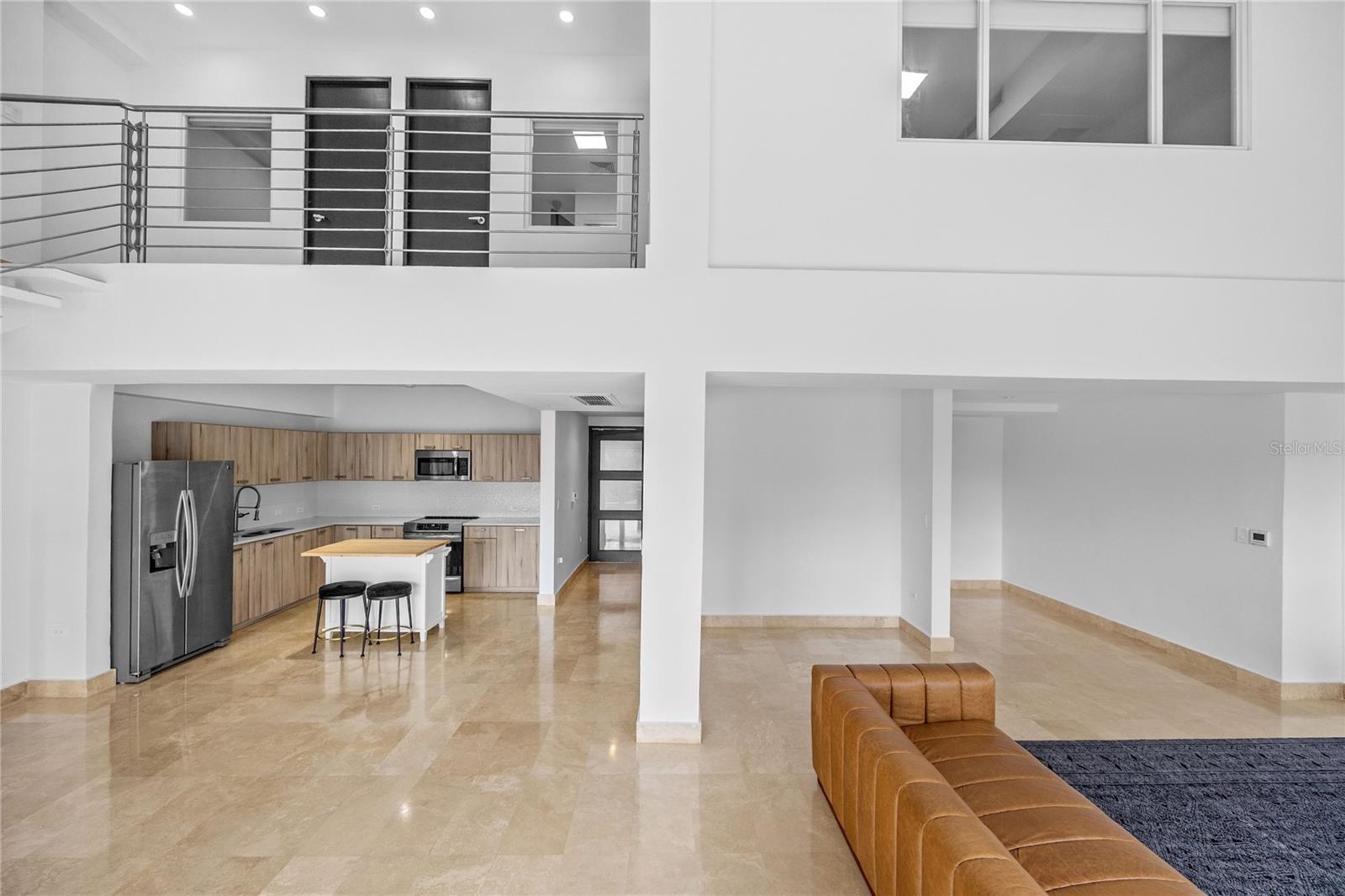 1364 CALLE WILSON #Penthouse 511