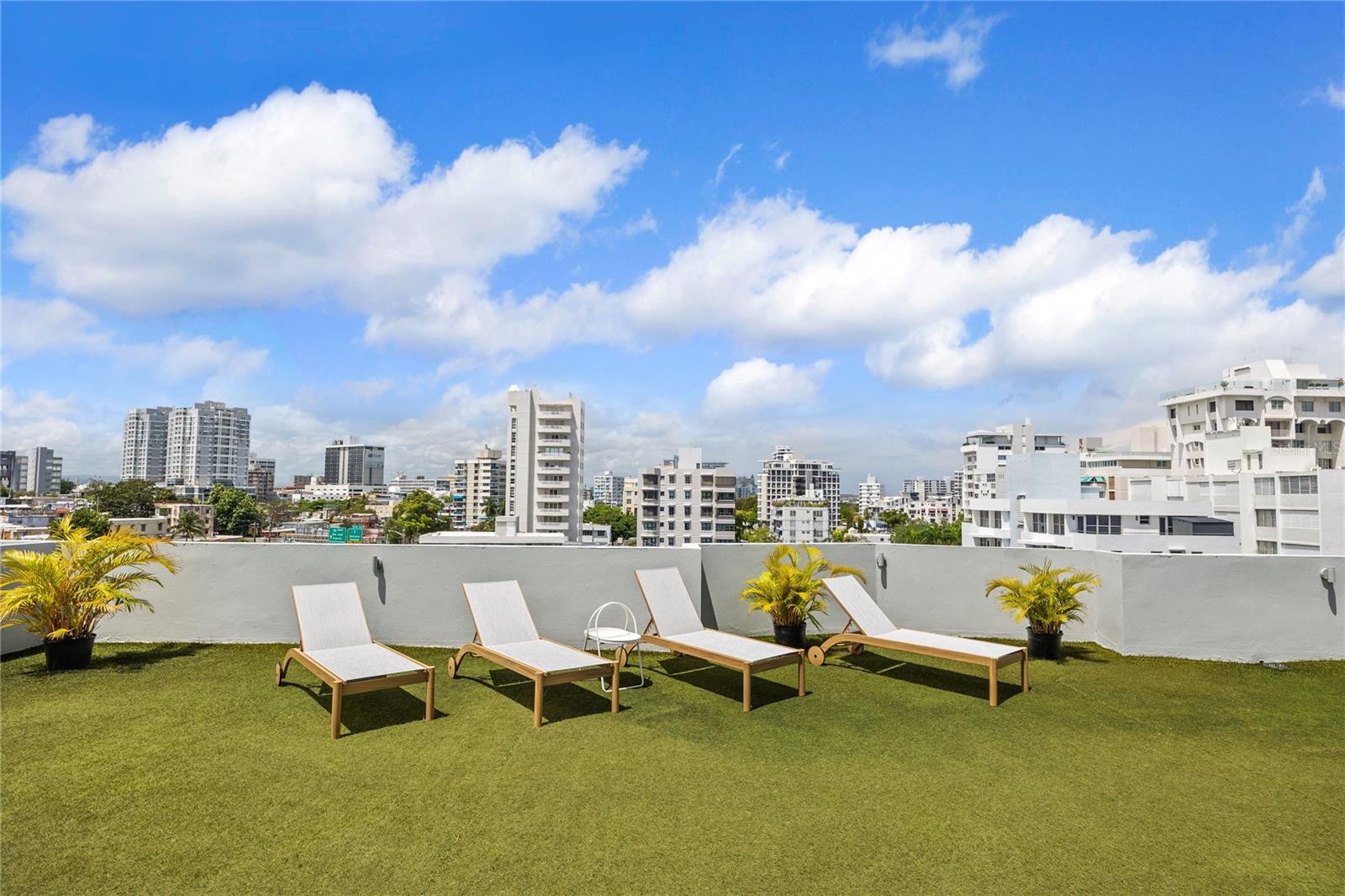 1364 CALLE WILSON #Penthouse 511