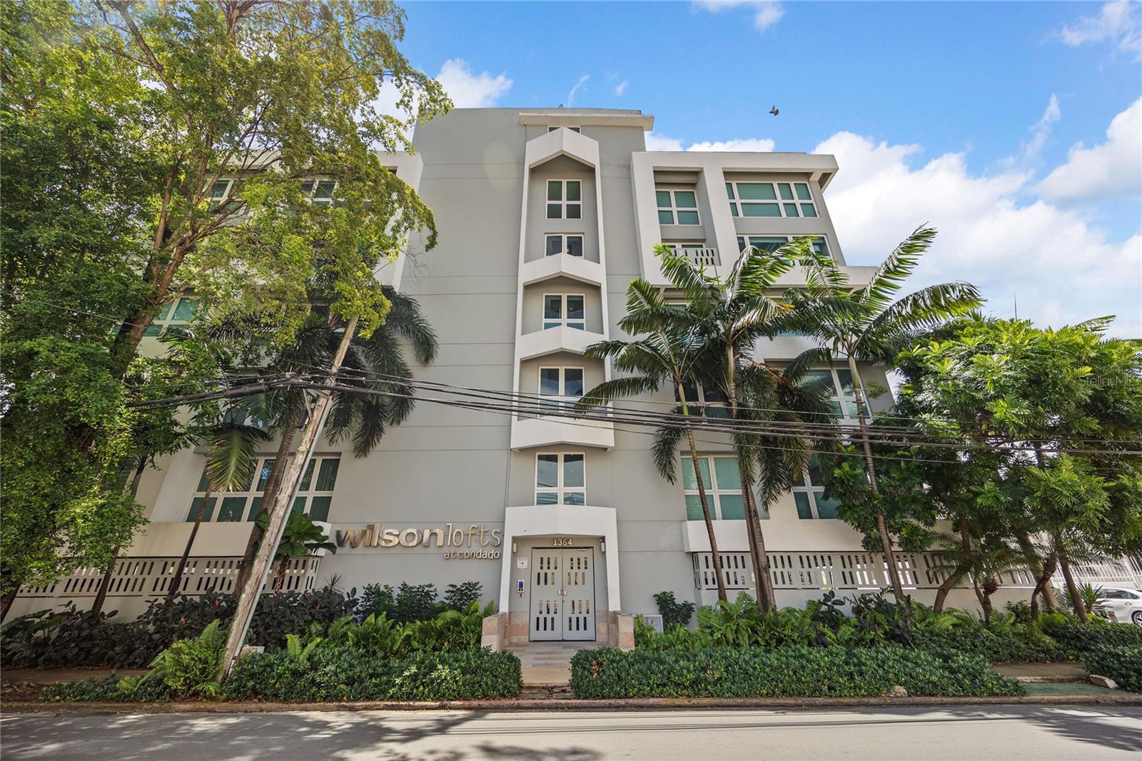 1364 CALLE WILSON #Penthouse 511