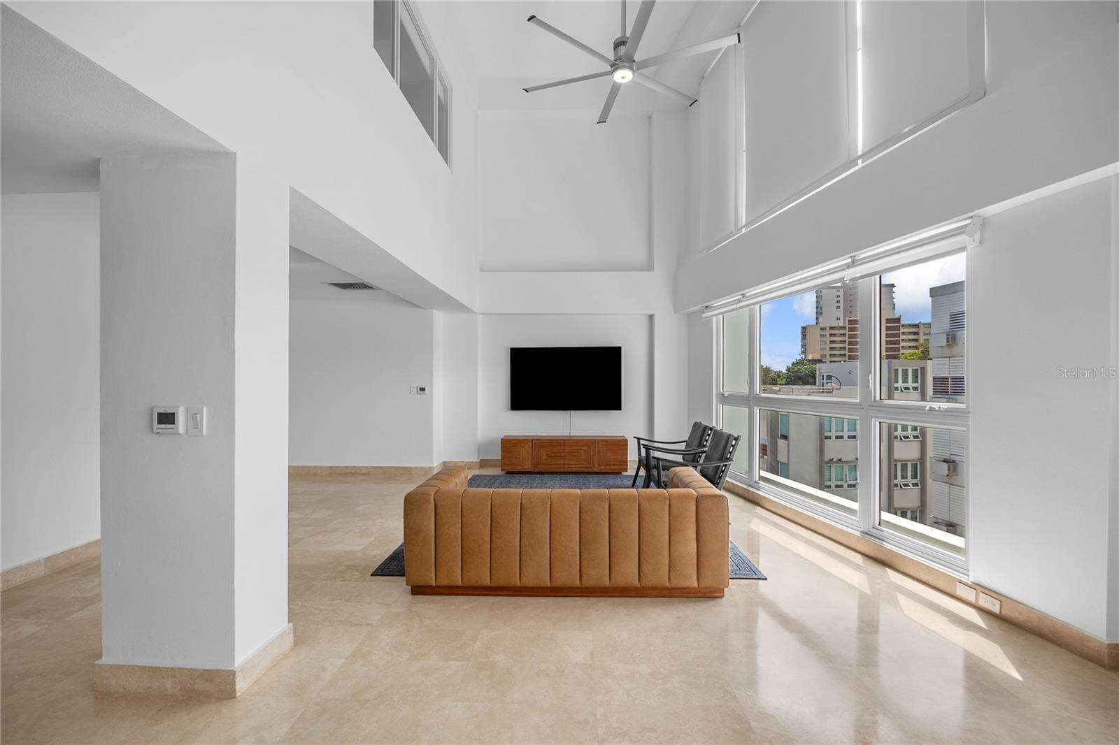 1364 CALLE WILSON #Penthouse 511