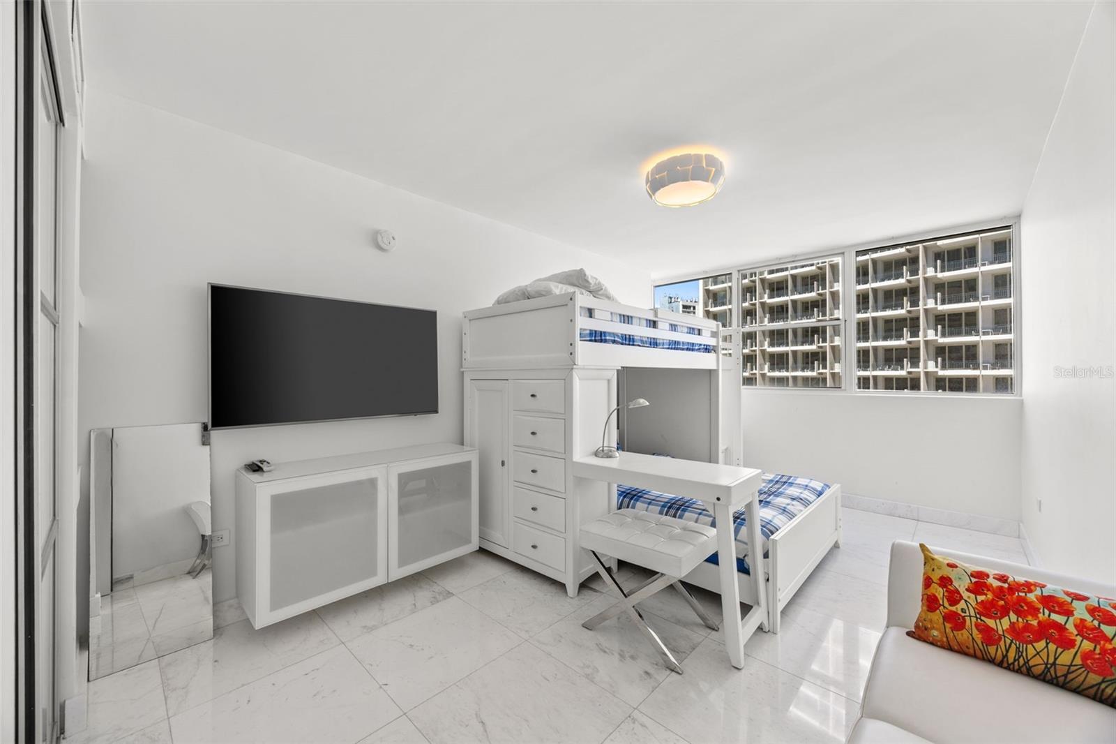 1315 ASHFORD AVE #501