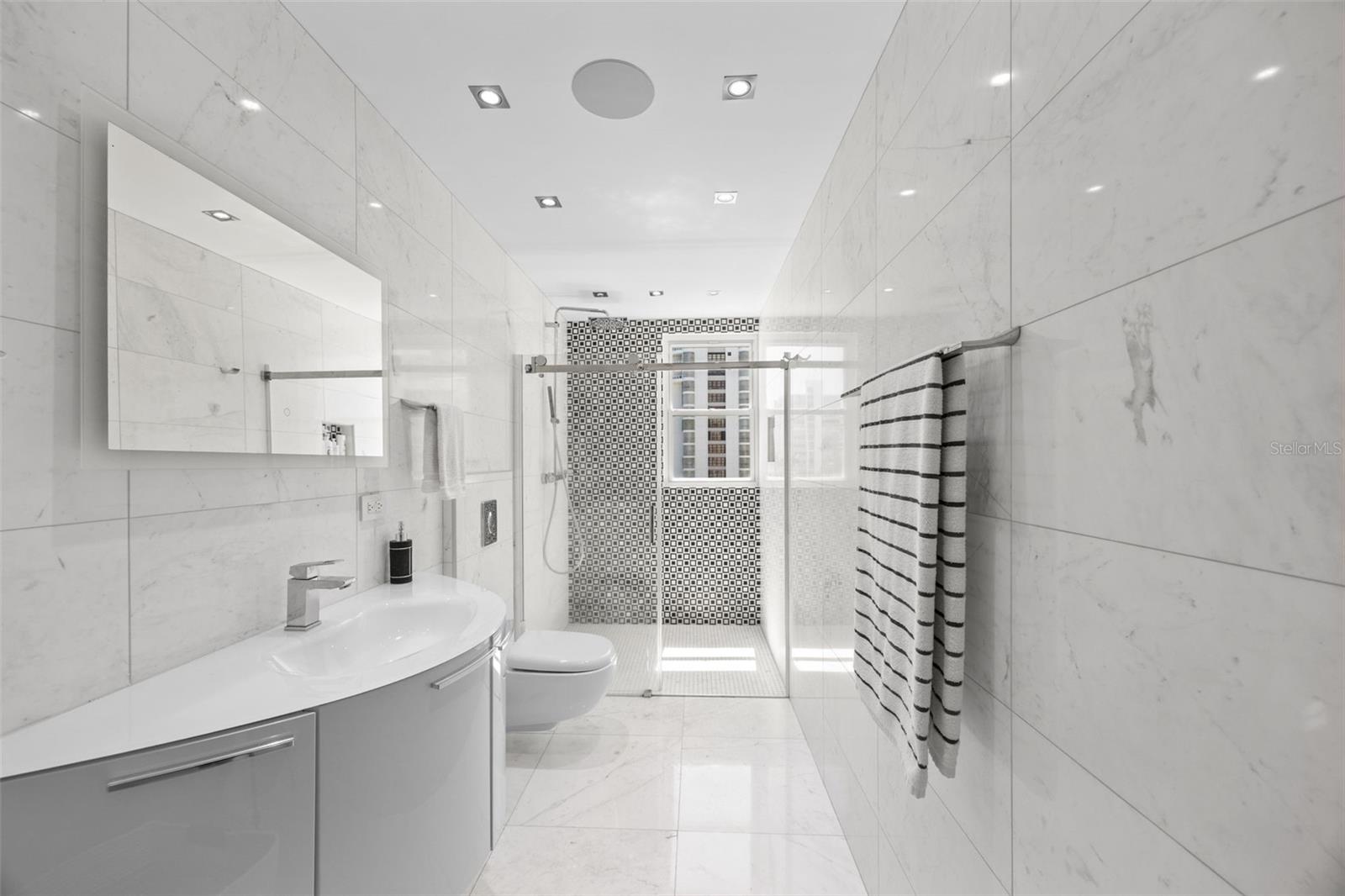 1315 ASHFORD AVE #501