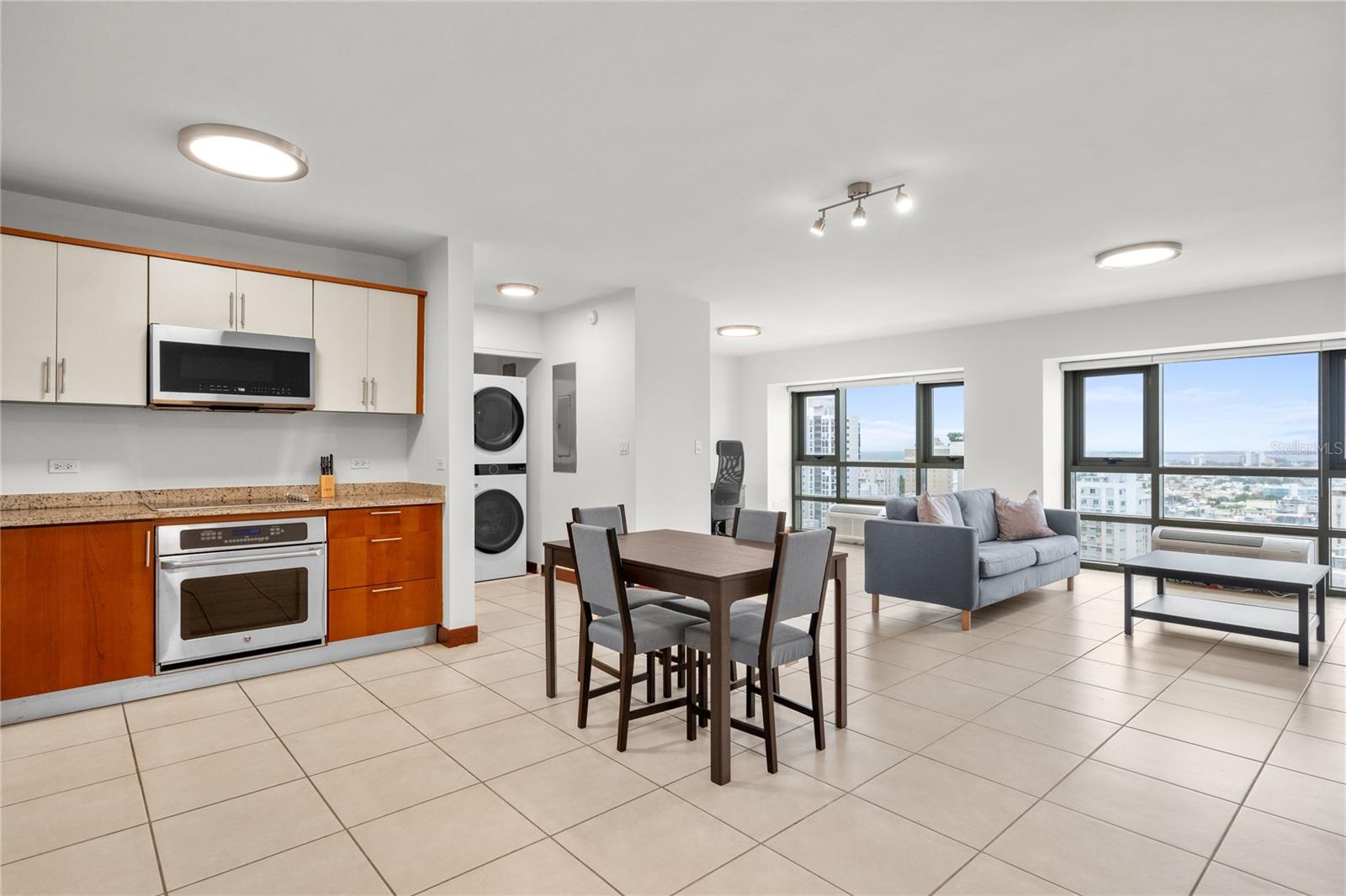 103 AVENIDA JOSÉ DE DIEGO #1705N