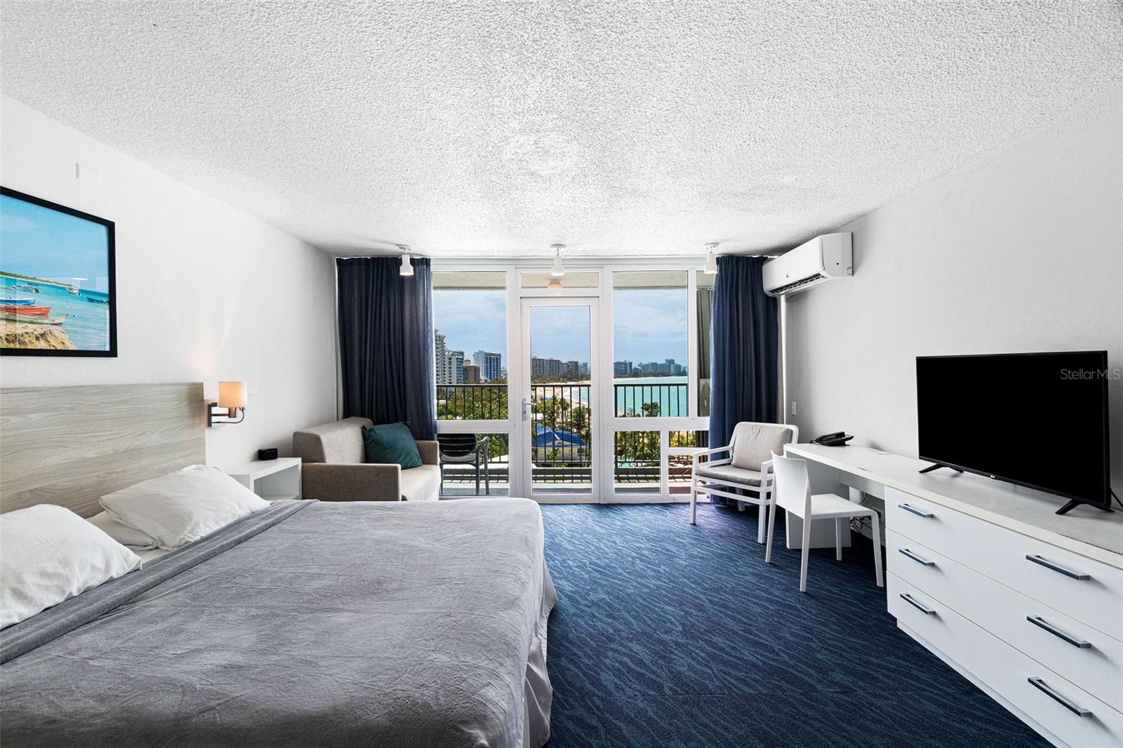 6165 ISLA VERDE AVE. #853