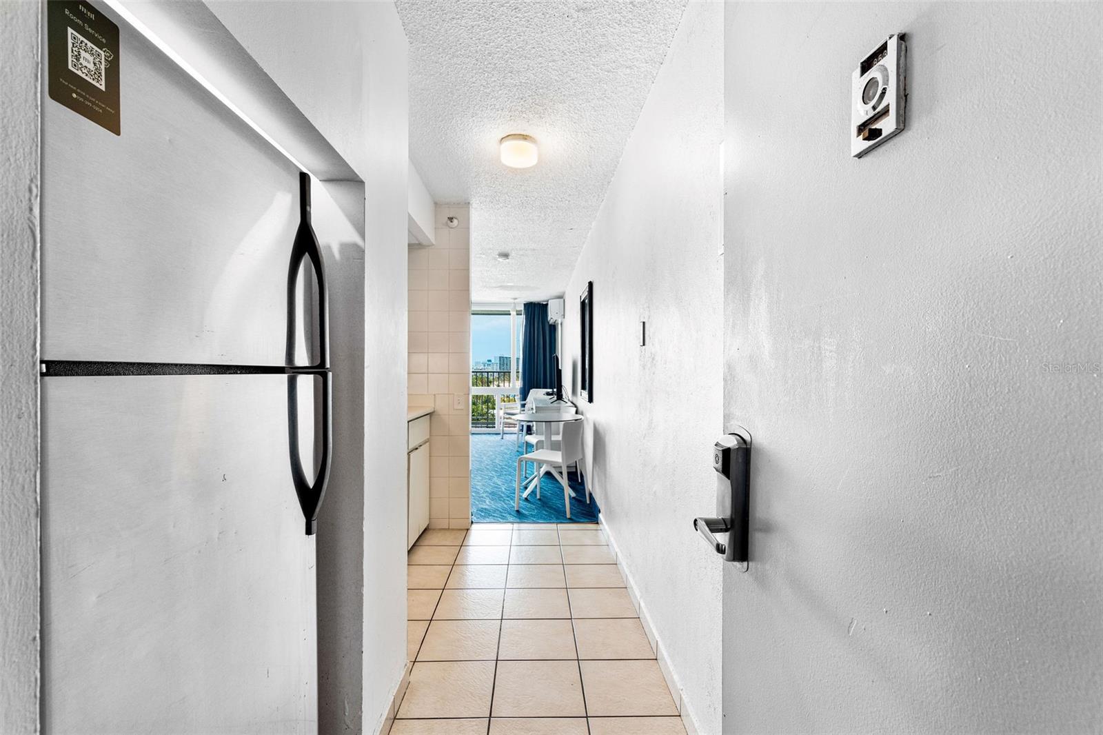 6165 ISLA VERDE AVE. #853