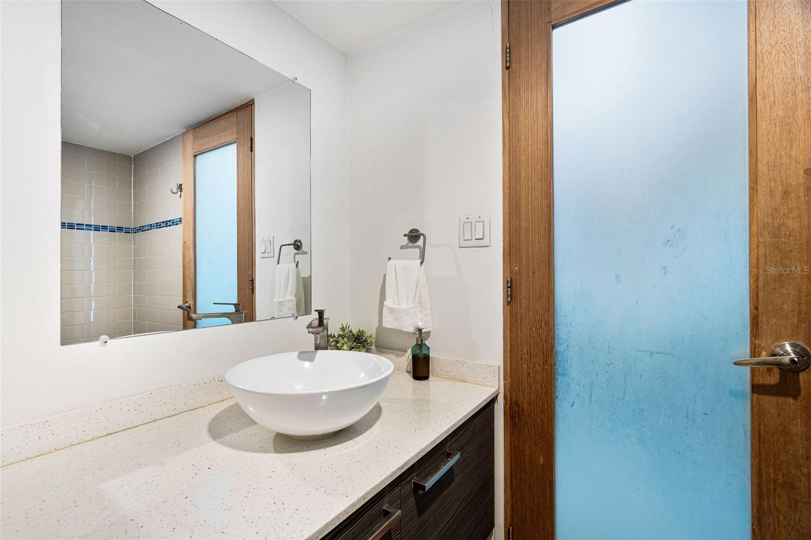 6165 ISLA VERDE AVE. #183