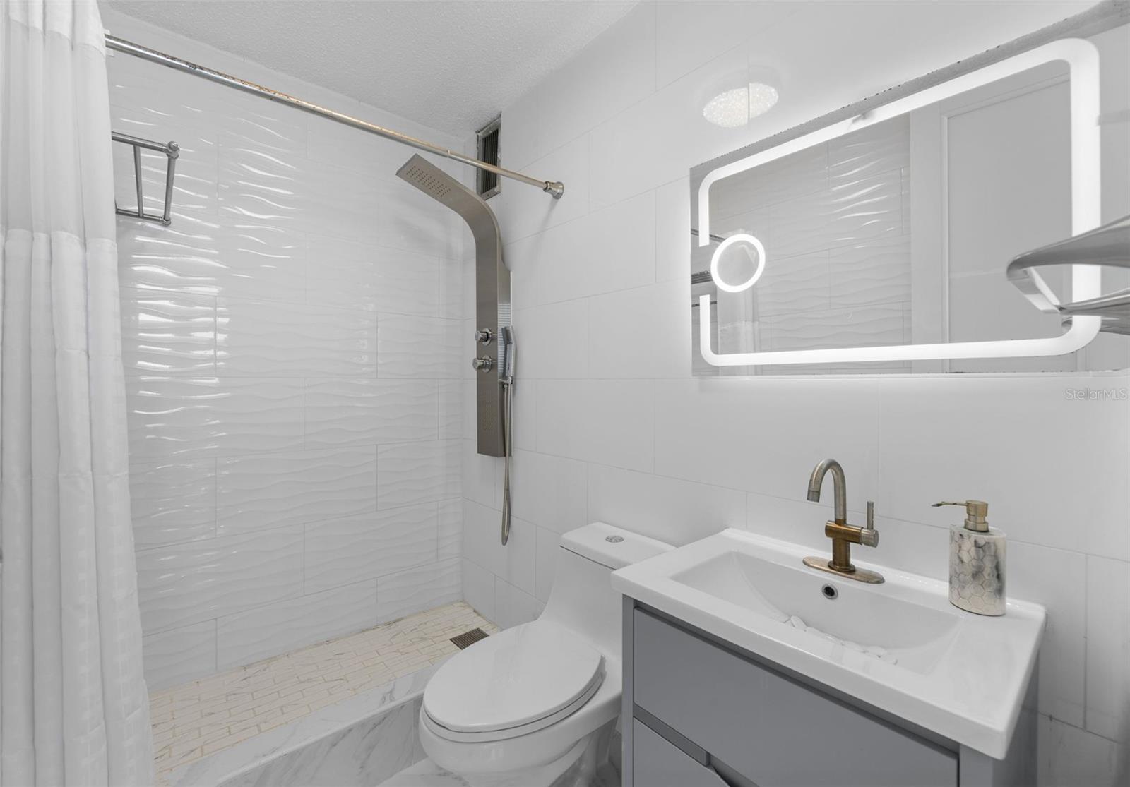 1035 ASHFORD AVENUE #804