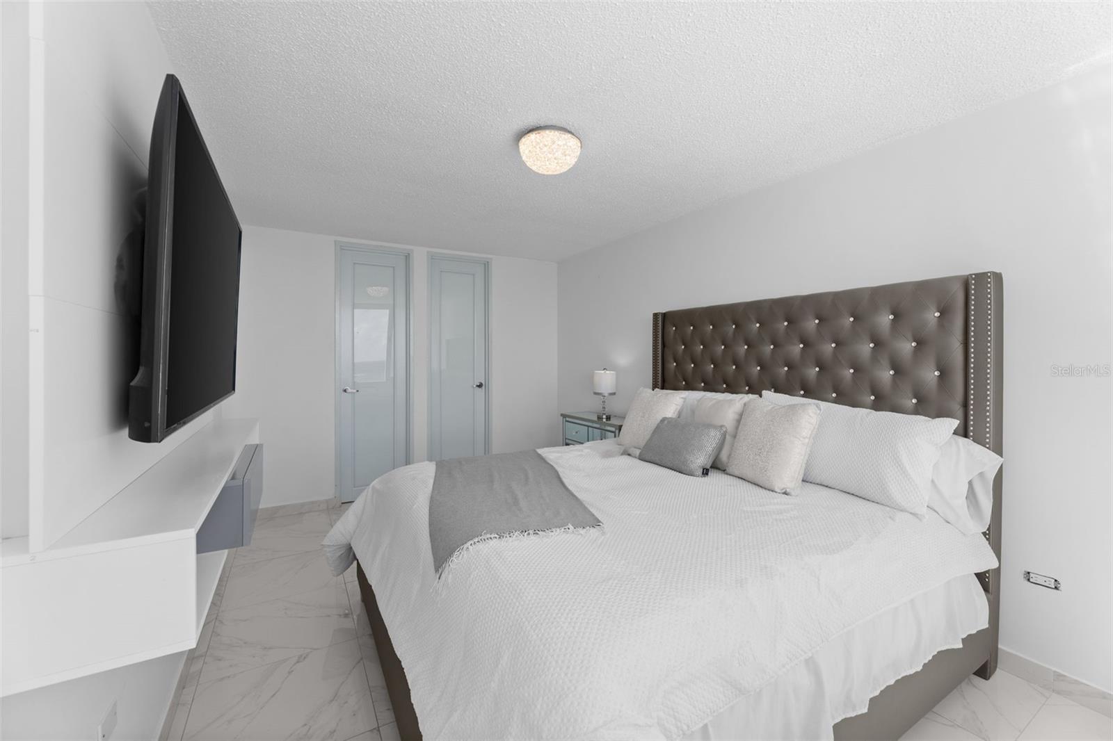1035 ASHFORD AVENUE #804