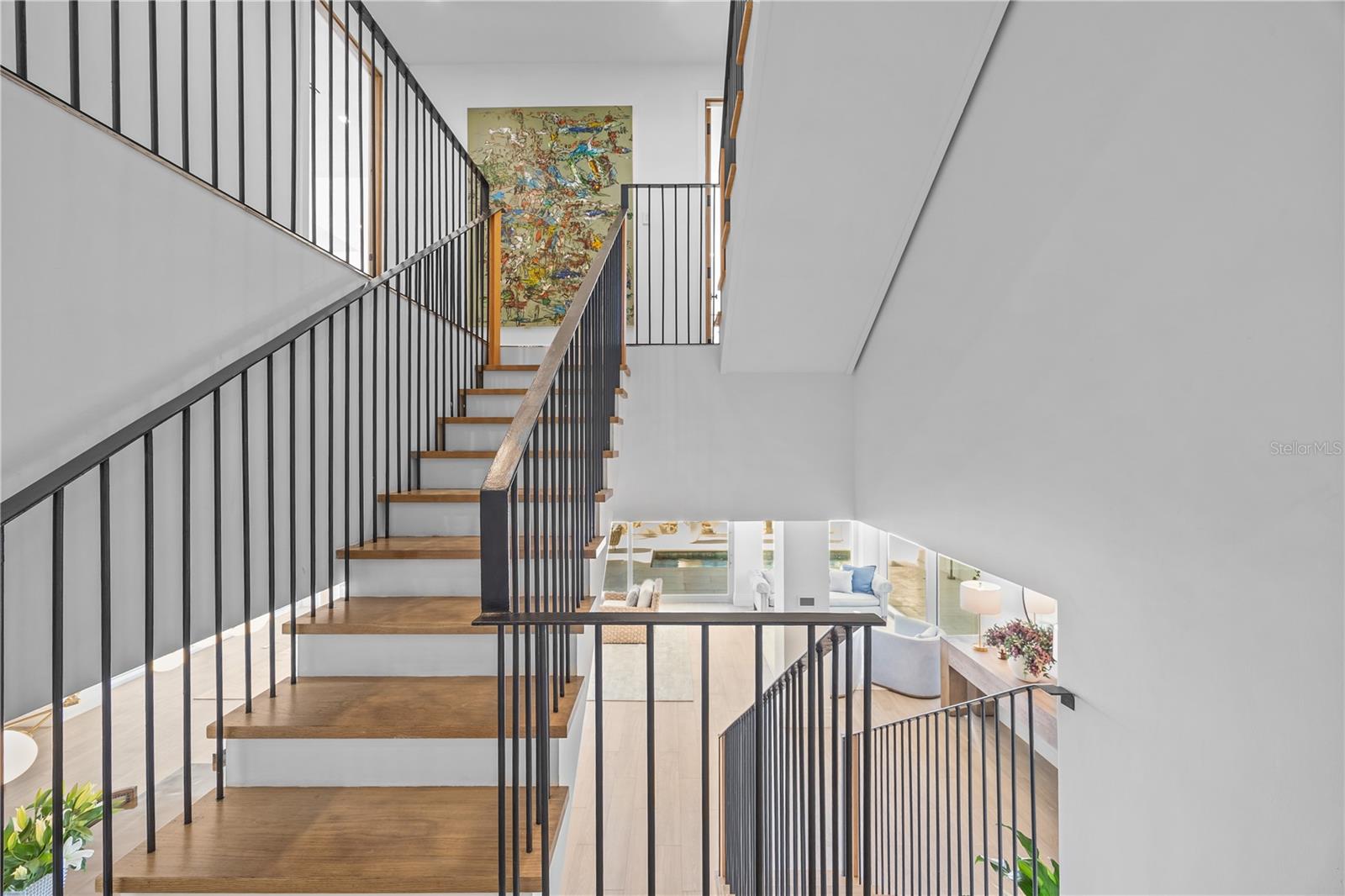 2 VENDIG STREET