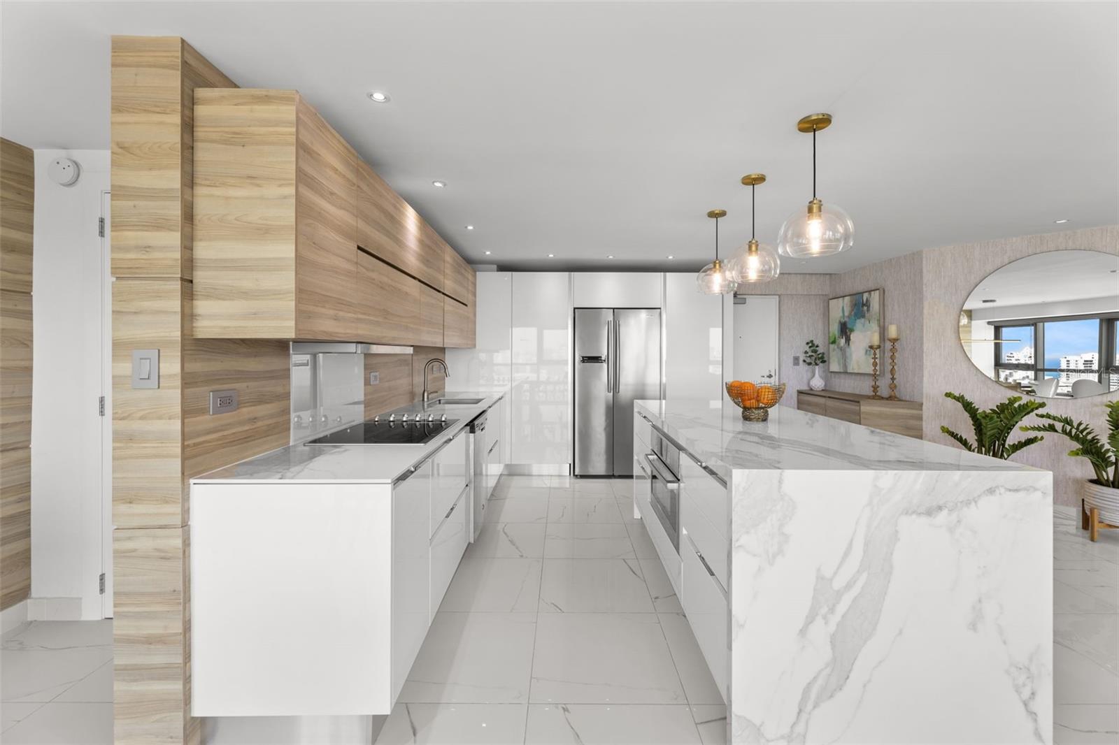 103 AVENIDA DE DIEGO #1906 South
