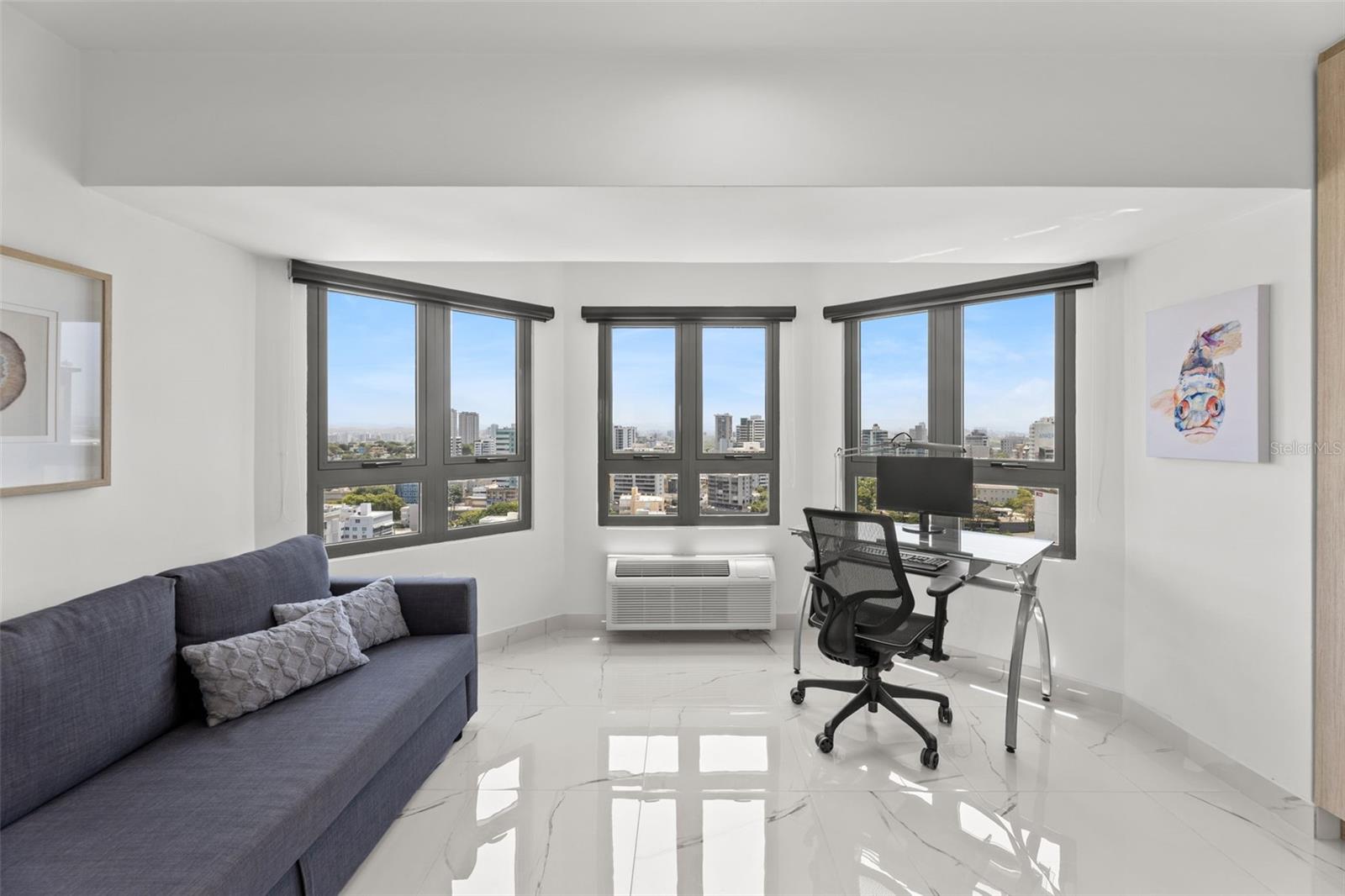 103 AVENIDA DE DIEGO #1906 South