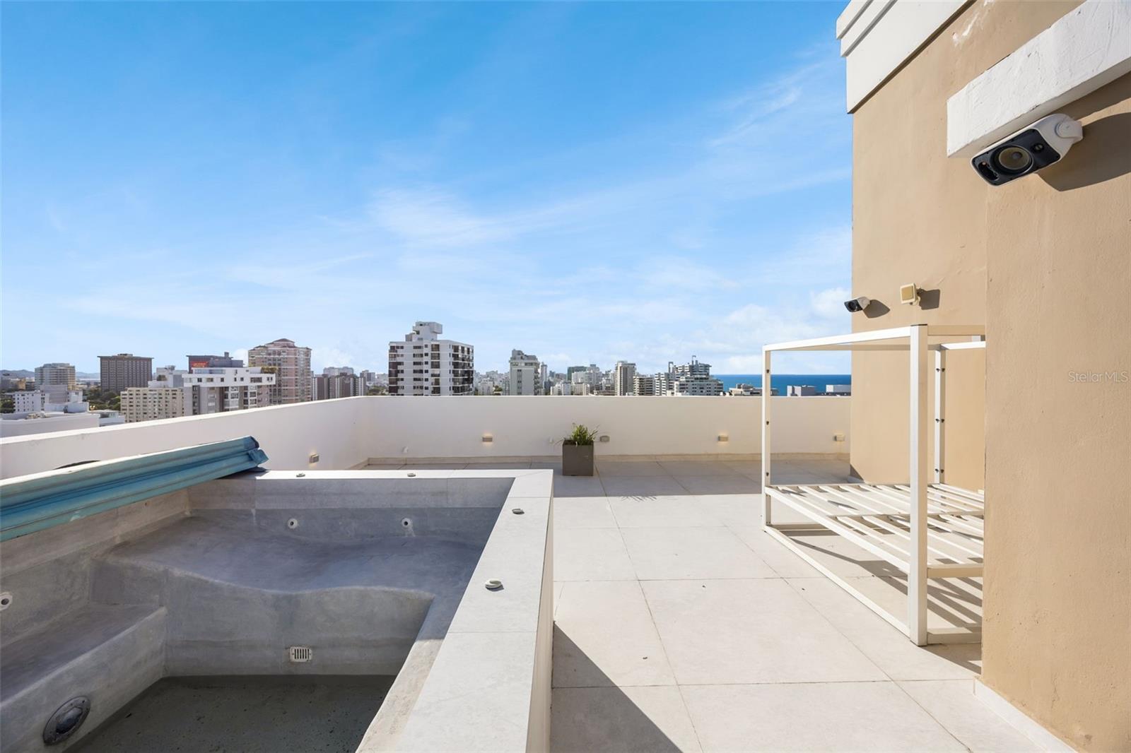 20 CALLE CARRION COURT #PH 1701