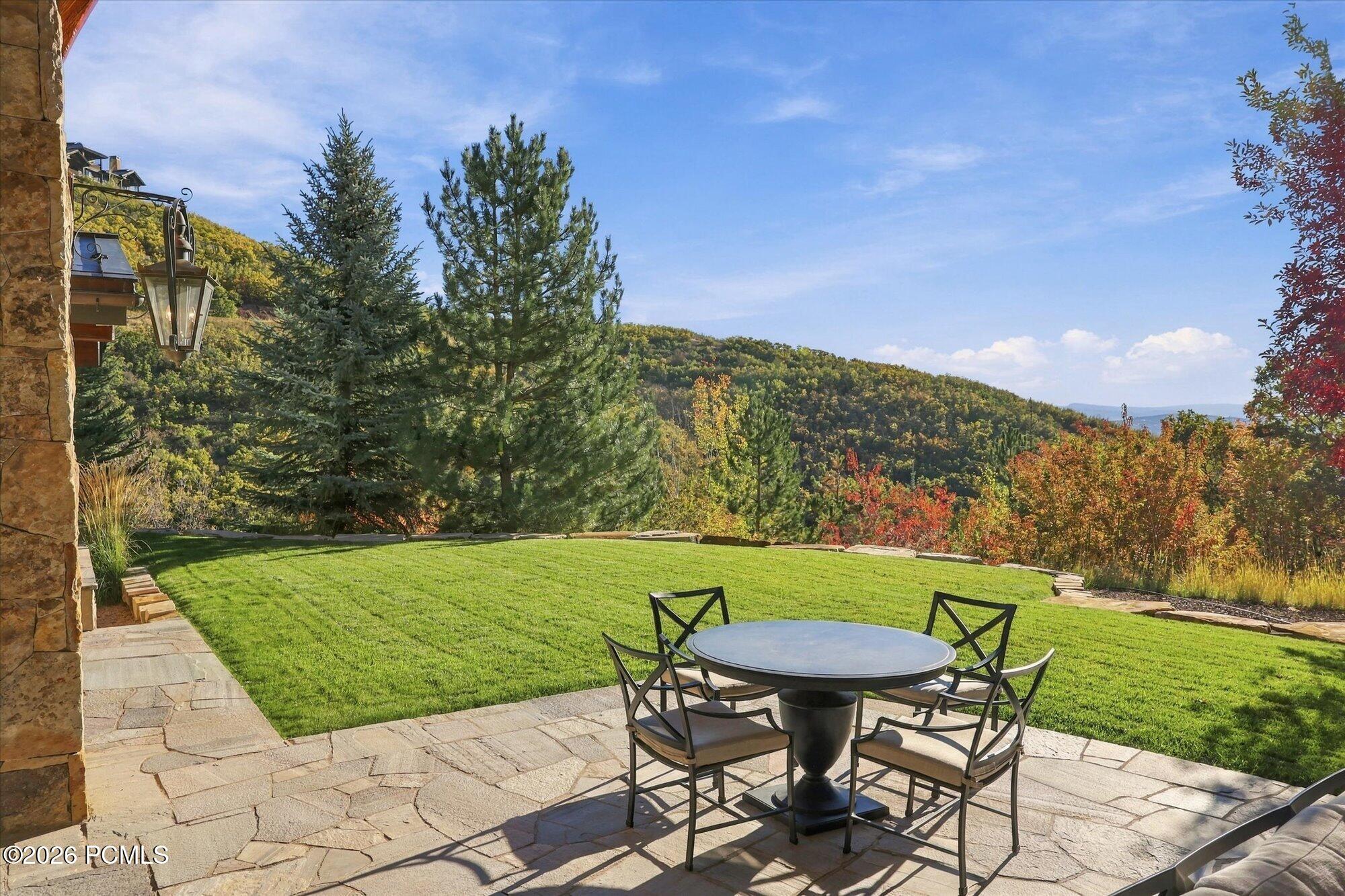 2682 W Deer Hollow Road