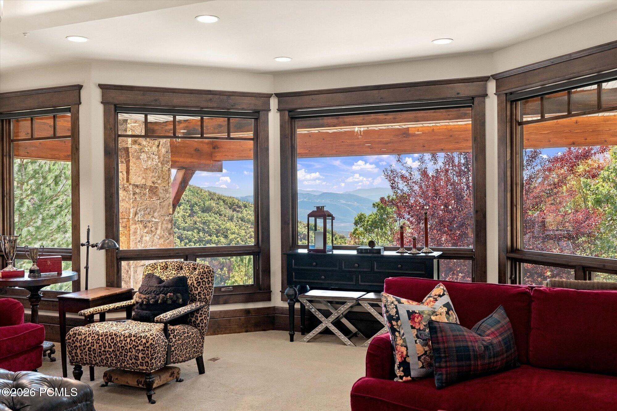 2682 W Deer Hollow Road