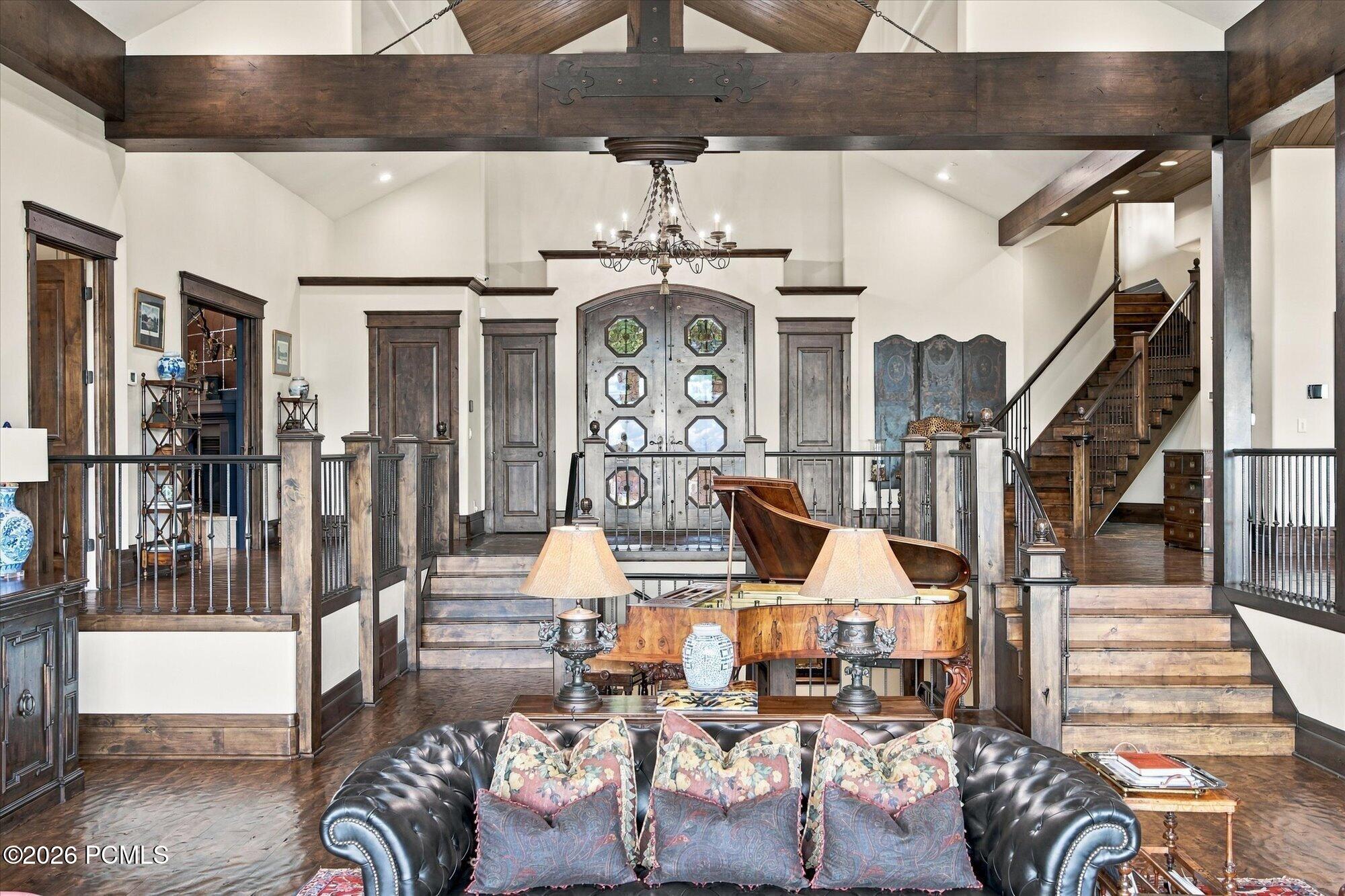 2682 W Deer Hollow Road