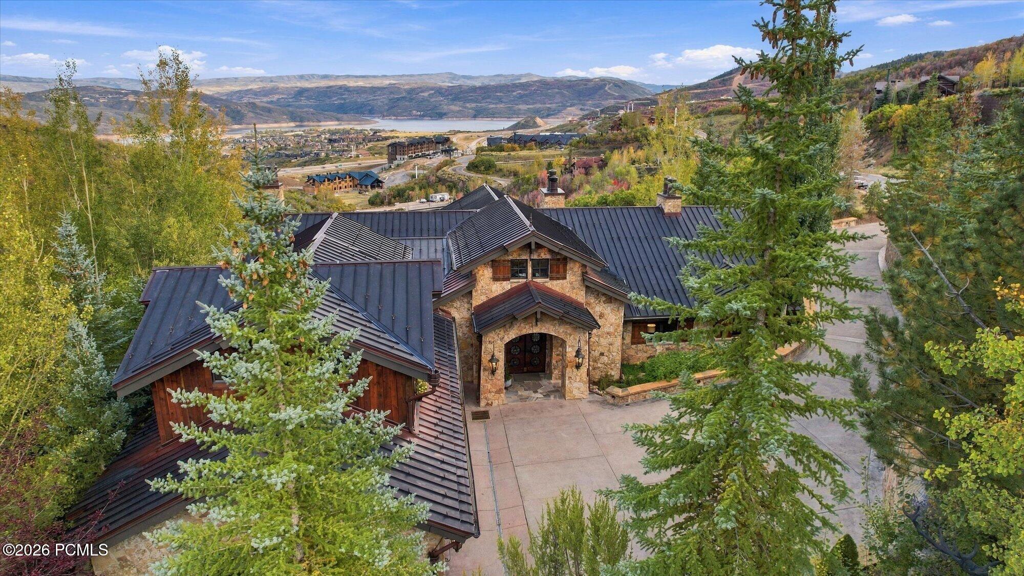2682 W Deer Hollow Road