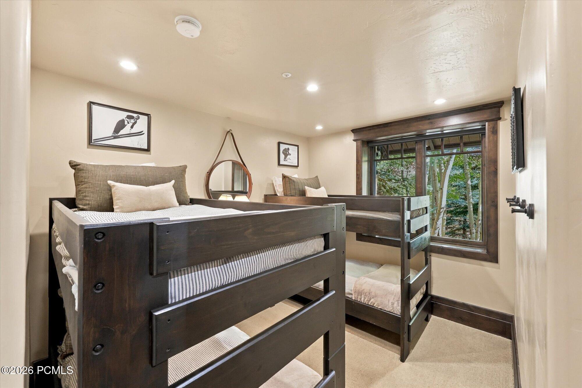 2682 W Deer Hollow Road